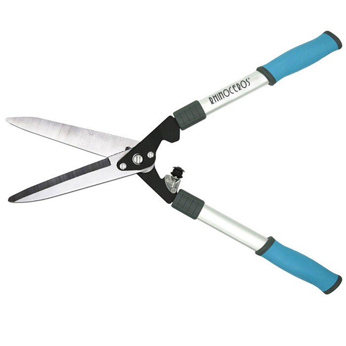 Úsáid uirlisí gairdín - deimhis ard brainse agus sábha ard brainse