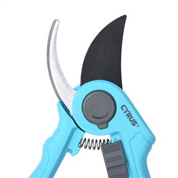 Roinnt patrúin LOGO a úsáideann srónbheannach go coitianta