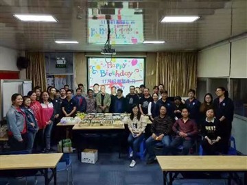 Cóisir Breithlá Te Geimhridh i mí na Samhna